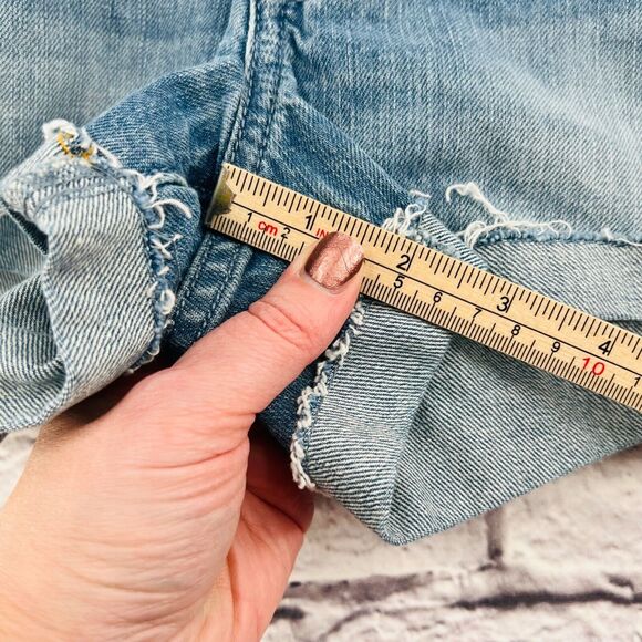 Abercrombie &‎ Fitch Distressed Mid Rise Denim Short 2/26 Light Wash 100% Cotton - Picture 7 of 8
